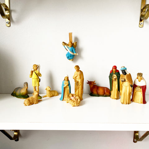 Art Plastics Vintage Nativity Set
